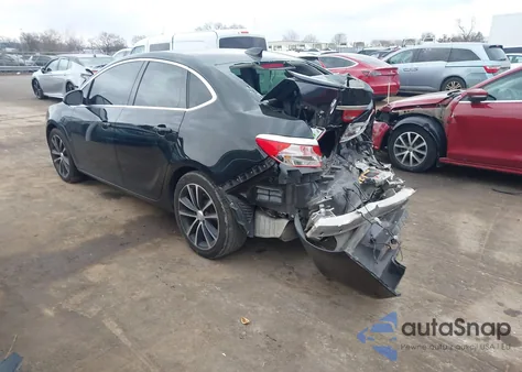 2017 Buick Verano Sport Touring z USA, uszkodzony, nr VIN 1G4PR5SK2H4103551